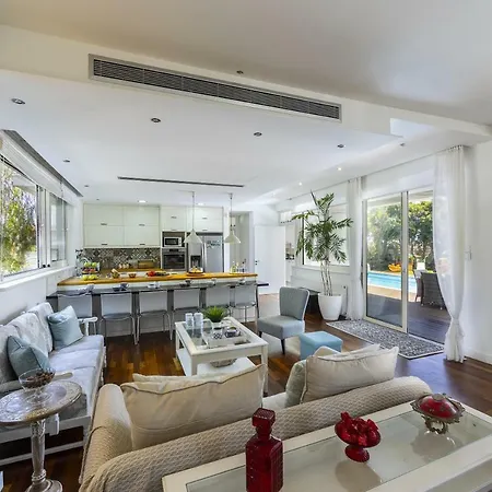 Marisol Kiti Lárnaka