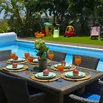 Villa Marisol Kiti
