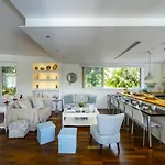 Marisol Kiti Villa *