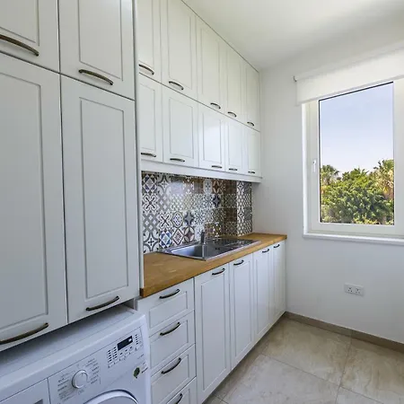 Marisol Kiti * 라르나카