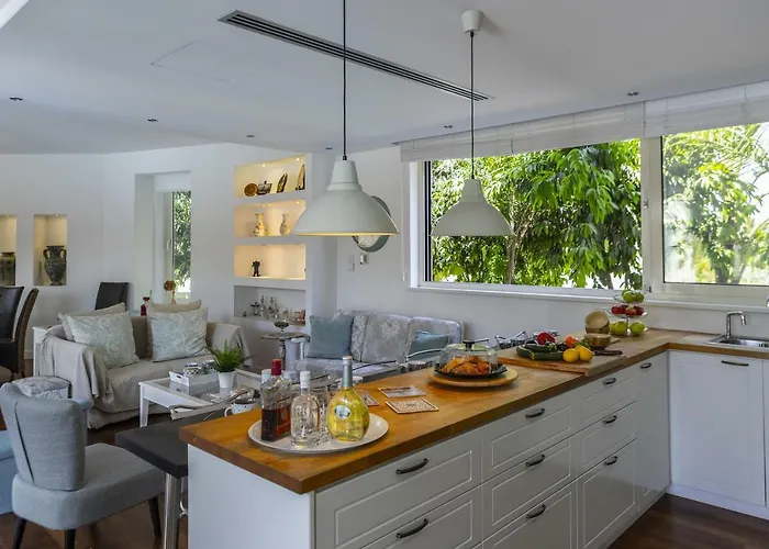 Marisol Kiti Вілла *