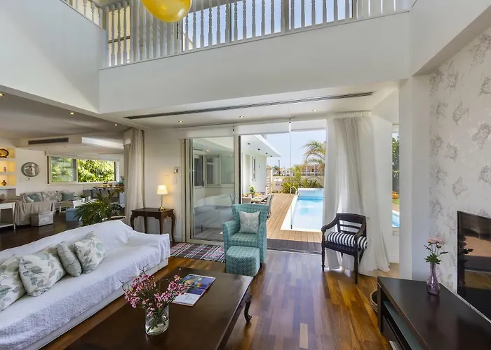 Marisol Kiti Вілла Ларнака