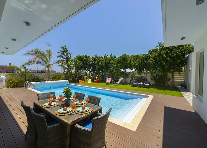 Marisol Kiti Larnaca